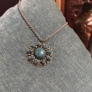 Elegant Turquoise Pendant Necklace